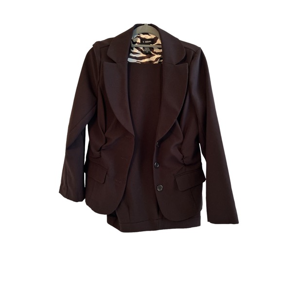 T. Milano Dresses & Skirts - T. Milano 2 pc Pantsuit Dk Purple with Animal Print Lining Size 12 Work Church